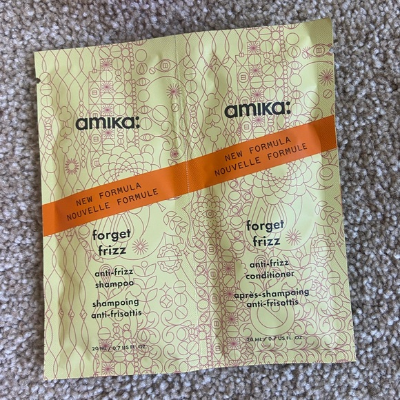 Amika Hair Care Gift Set - Picture 5 of 11